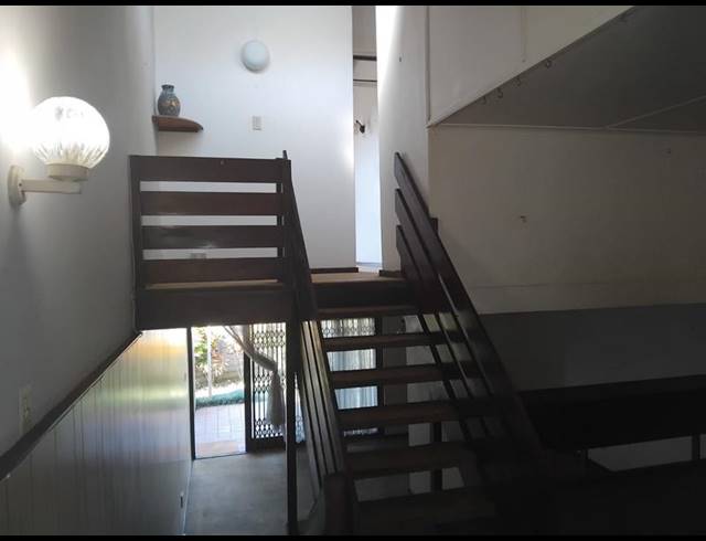 2 BEDROOM DUPLEX FOR SALE IN WOODHAVEN